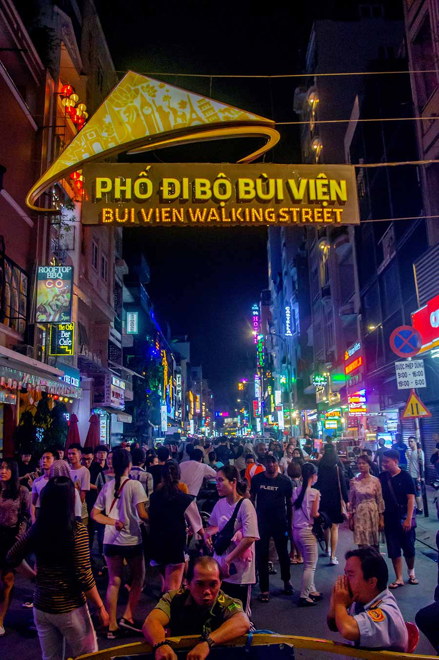 Bui Vien walking street